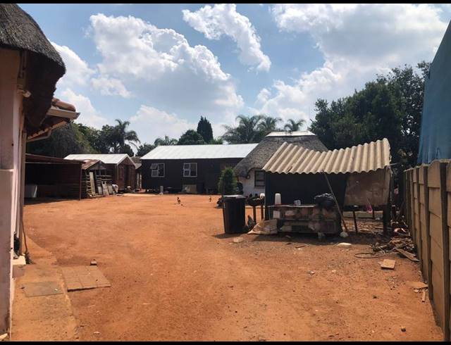 4 BEDROOM HOUSE FOR SALE IN BIRCHLEIGH